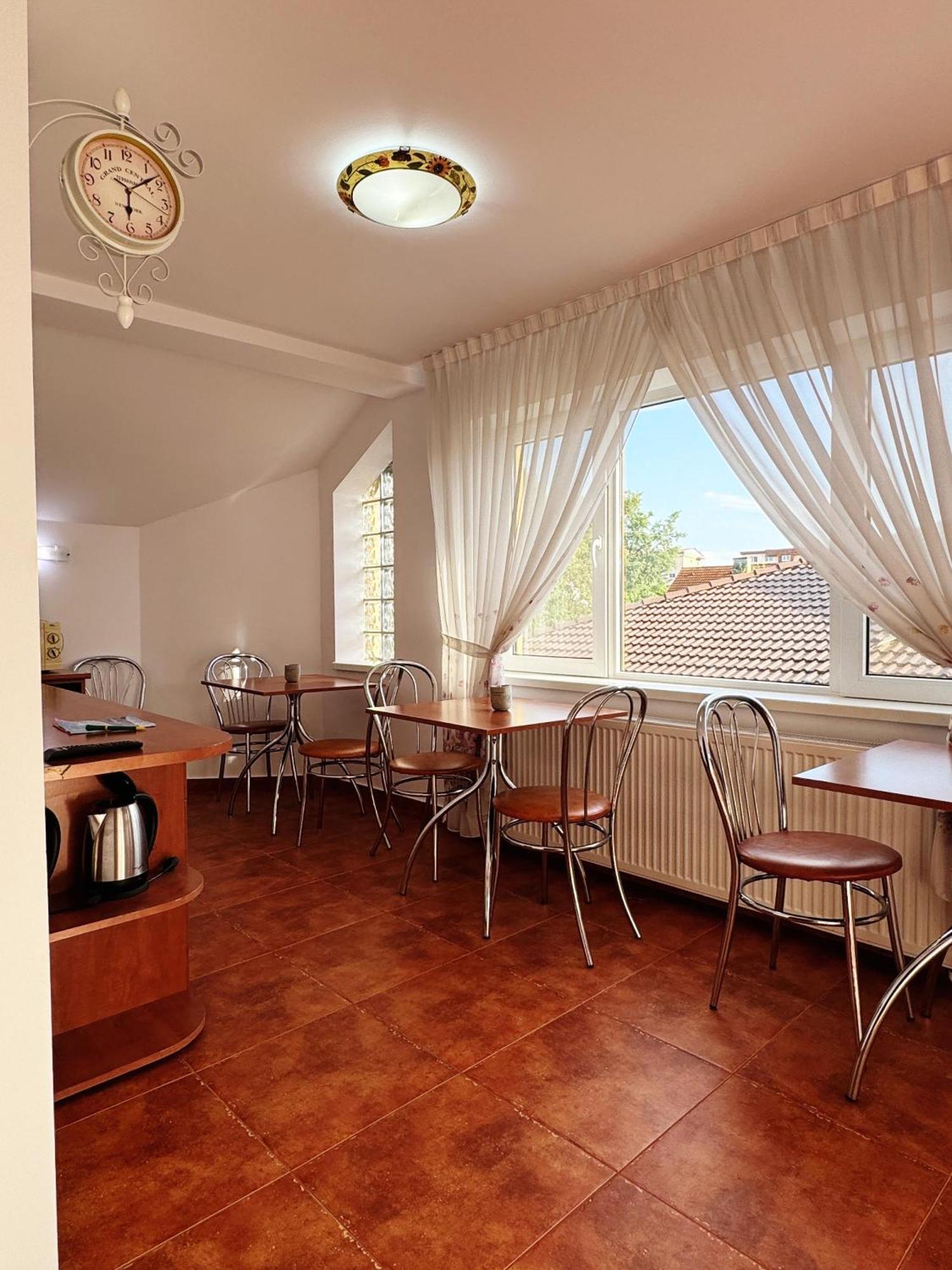 Hotel Carpathian Newstar Hermannstadt Exterior foto