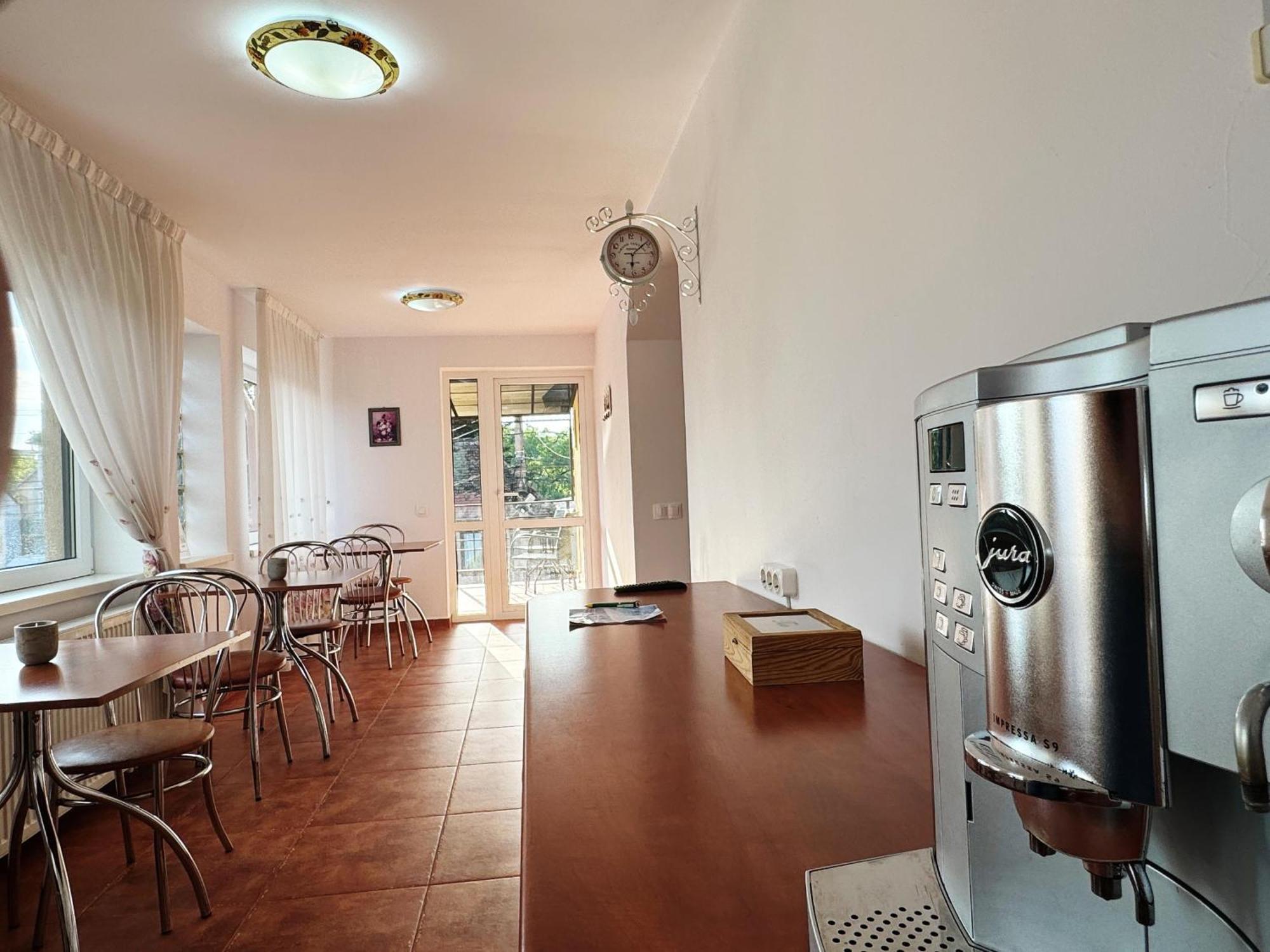 Hotel Carpathian Newstar Hermannstadt Exterior foto